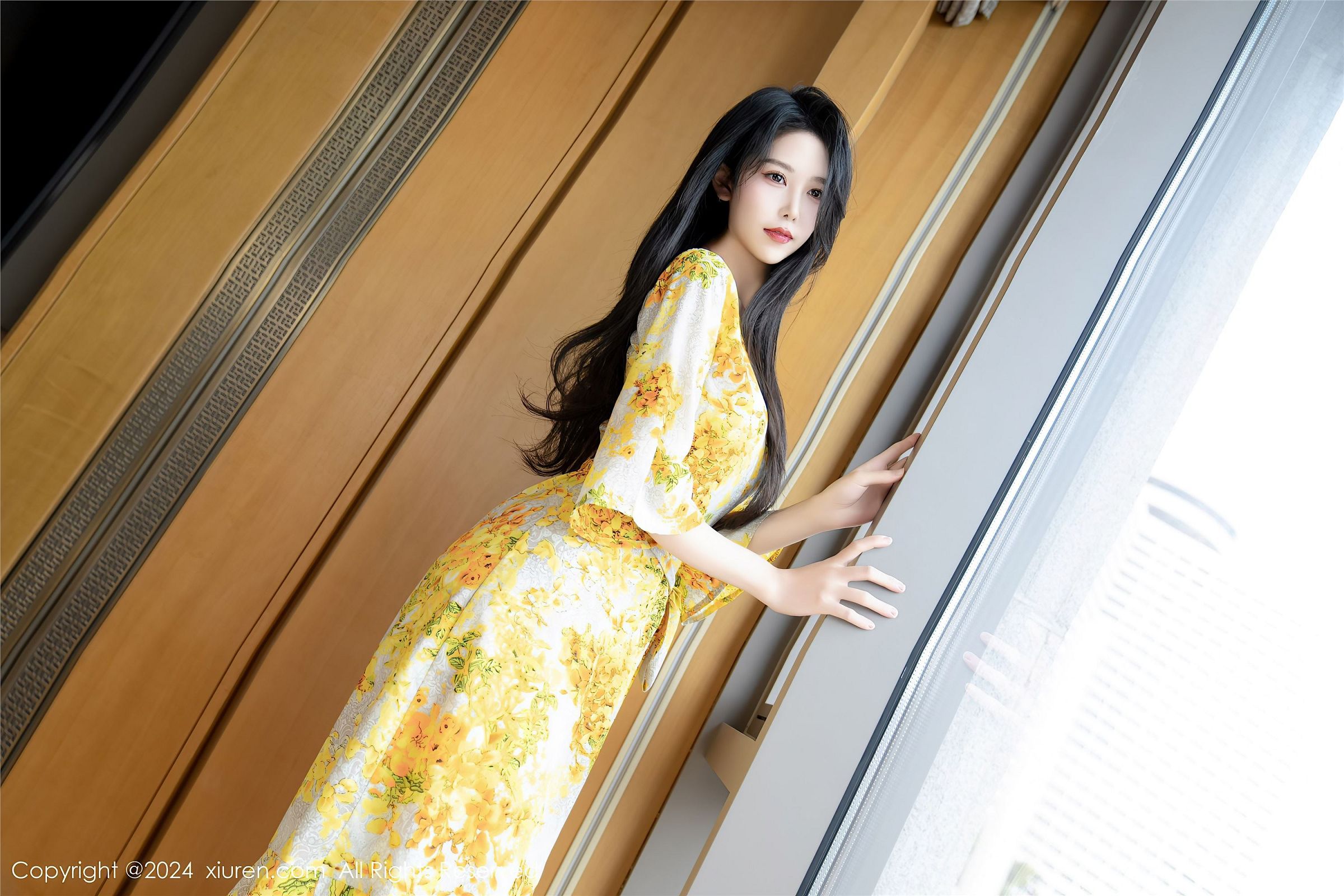 月儿弯湾-写真coser网站:vb1k.com/